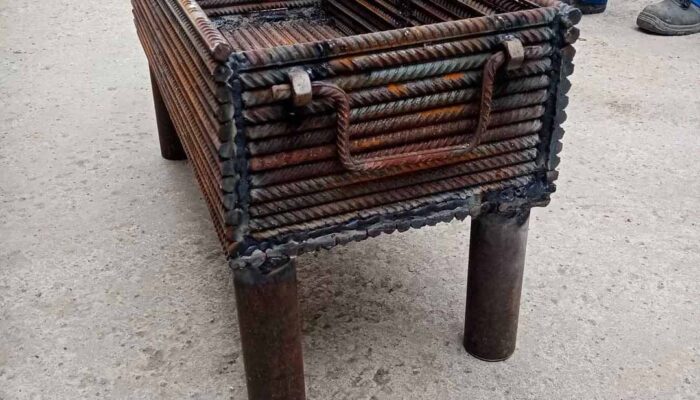Мангал из арматуры